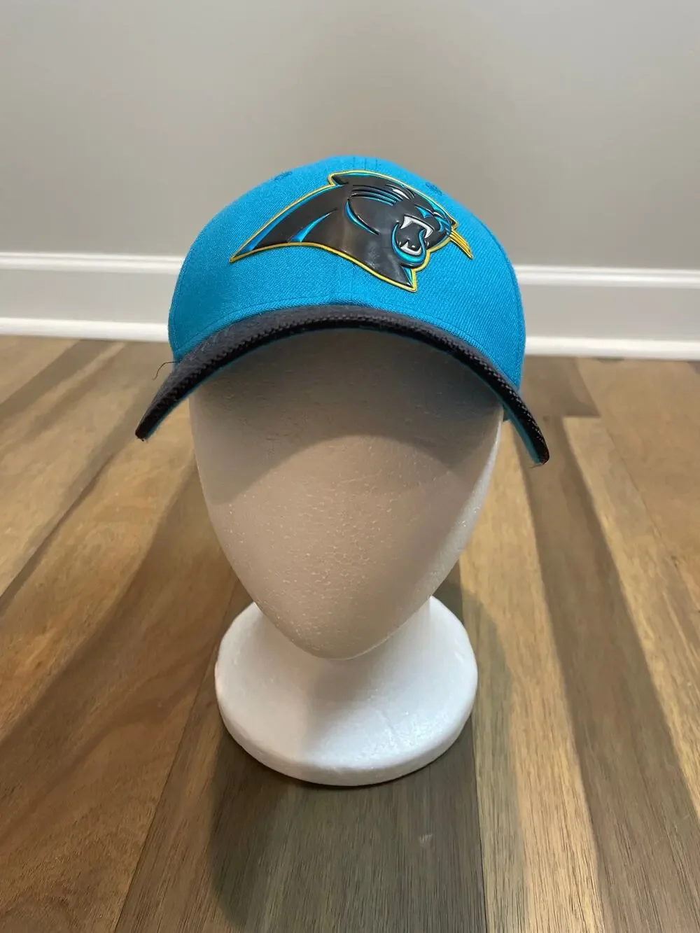 New Era 39THIRTY Hat S/M Blue Black NFL Carolina Panthers Stretch Fit